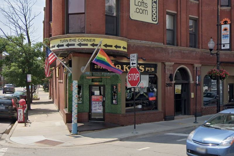 Jake’s Pub, 2932 N. Clark St., byl mezi osmi podniky citovanými o víkendu kvůli údajnému porušení omezení ohledně koronaviru.