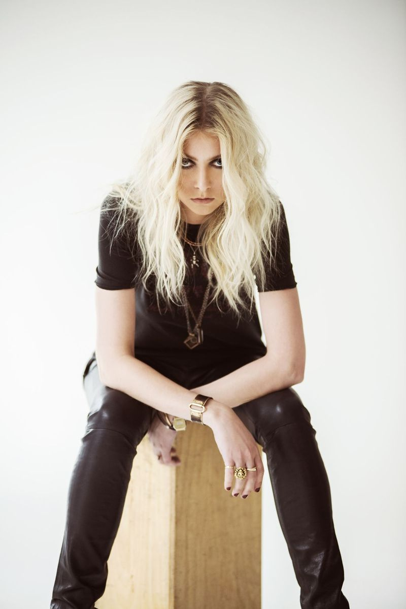 Taylor Momsen | ANDREW LIPOVSKY NUOTRAUKA