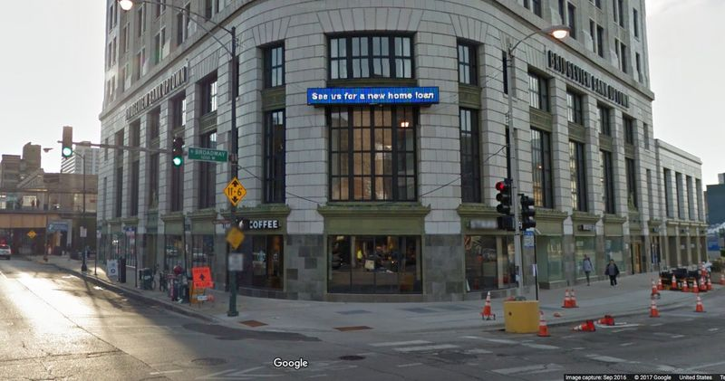 Starbucks na Broadwayu in Lawrence | Google zemljevidi
