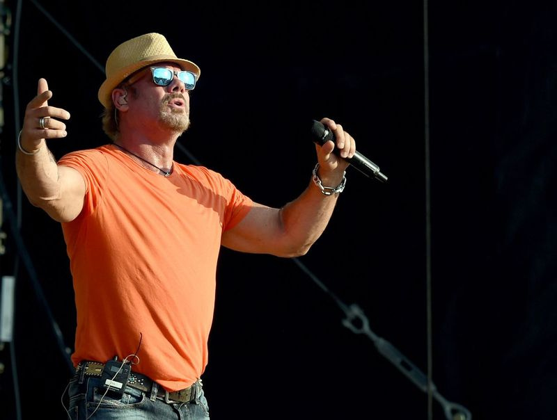Sanger/sangskriver Phil Vassar optræder til Country Thunder USA – Dag 3 i Twin Lakes, Wisconsin den 25. juli 2015 i Twin Lakes, Wisconsin. |Foto af Rick Diamond/Getty Images