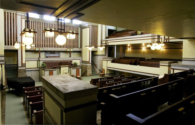 El interior del Unity Temple de Frank Lloyd Wright en Oak Park. El templo ha sido cerrado por renovación y restauración, y está programado para abrir a finales de este mes. | Associated Press