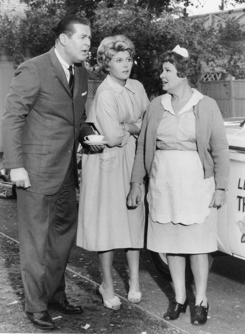 Don Defore, Whitney Blake og Shirley Booth, i titelrollen i tv-komedieserien Hazel. |NBC FILFOTO