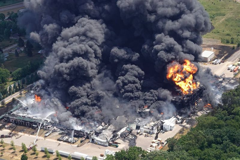 Chemtool, Inc. blev sagsøgt af Illinois Attorney General Kwame Raoul og Winnebago County State Attorney J. Hanley for deres rolle i eksplosionen af ​​dets Rockton-anlæg.
