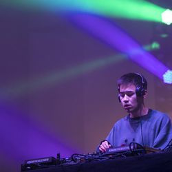 Pham concertează în prima zi de Lollapalooza în Grant Park, joi, 3 august 2017. | Ashlee Rezin/Sun-Times