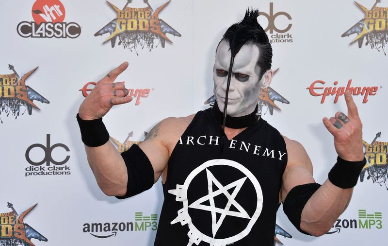 Gitarzysta Doyle Wolfgang von Frankenstein z The Misfits bierze udział w szóstej edycji konkursu Revolver Golden Gods Award Show w Club Nokia 23 kwietnia 2014 r. w Los Angeles w Kalifornii. |Zdjęcie: Frazer Harrison/Getty Images