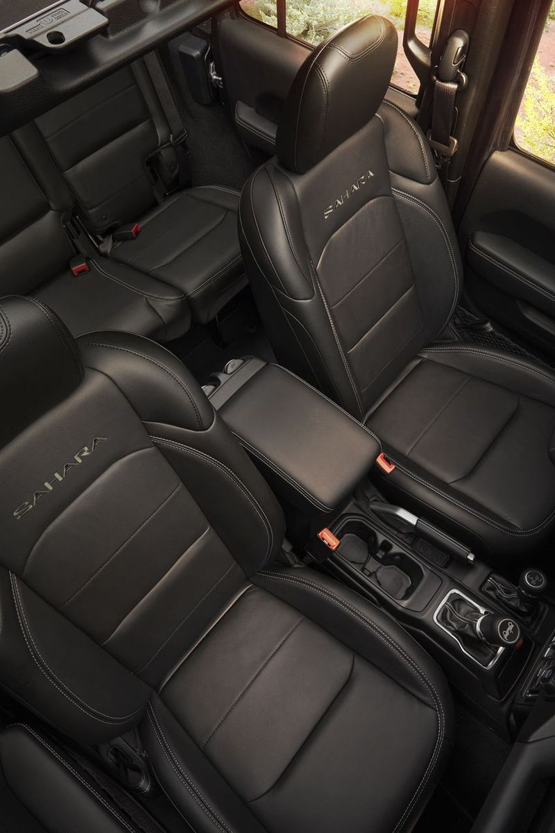 Helt ny 2018 Jeep Wrangler Sahara