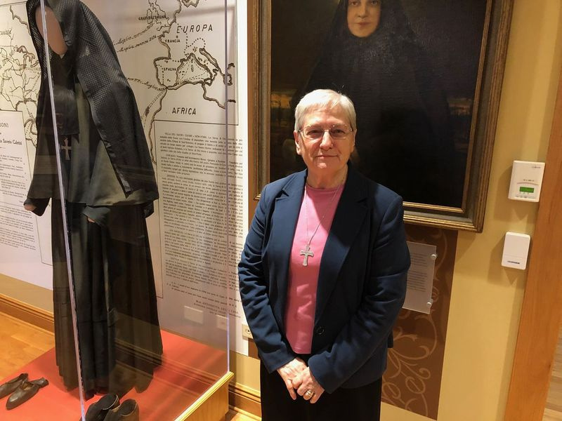 Jeesuse Püha Südame misjonäriõdede õde Bridget Zanin on Lincolni pargis asuva Saint Frances Xavier Cabrini riikliku pühamu direktor, tähistades sel nädalal esimest Ameerika pühakut austavat festivali. | Neil Steinberg / Sun-Time