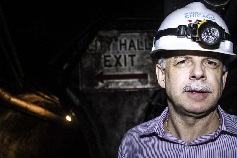 J.J. Madijos darbas yra stebėti Čikagos miesto tunelius. | Maria Cardona / Sun-Times