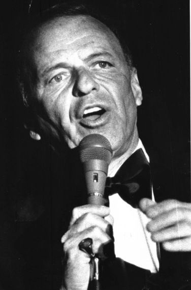 Frenks Sinatra, 1977 | DONA BĪRMANA FOTO