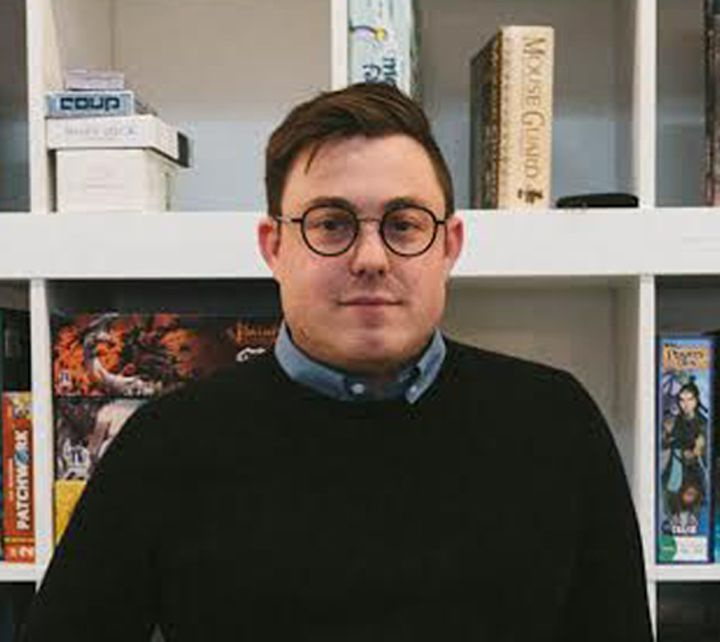 O co-criador e ativista político do Cards Against Humanity, Max Temkin, está usando o site de streaming Twitch para ajudar a arrecadar dinheiro para o candidato ao Congresso Sean Casten. | Foto de arquivo cortesia de Cards Against Humanity