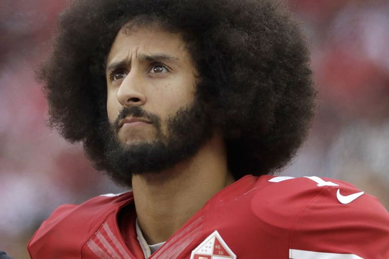 Colinas Kaepernickas įtikino „Nike“ atšaukti sportbačių išleidimą