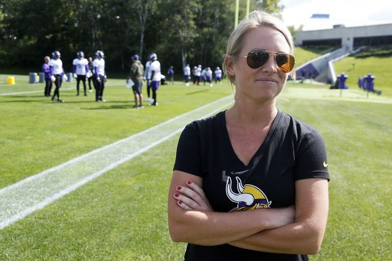 Die Denver Broncos haben Kelly Kleine als Executive Director of Football Operations und Sonderberaterin des General Managers eingestellt.