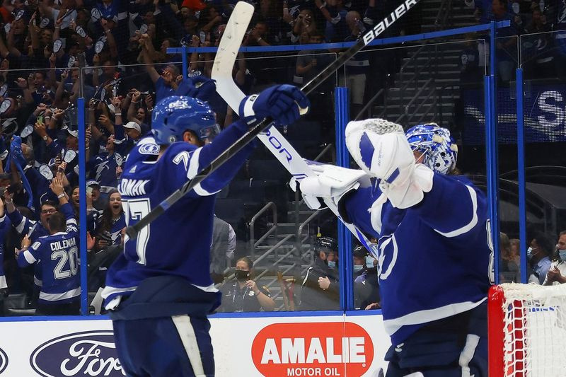 New York Islanders v Tampa Bay Lightning - Juego siete