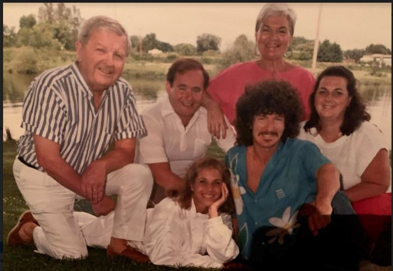 Mille Cronin och hennes familj.