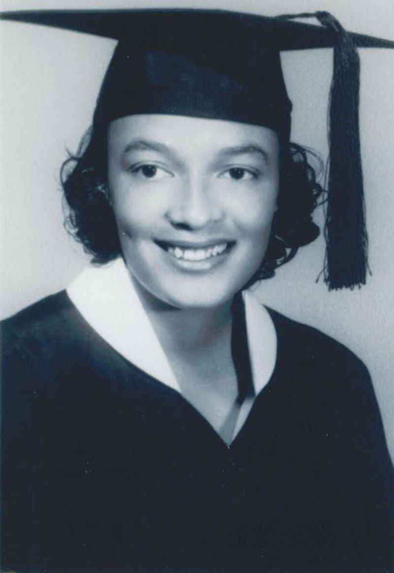   Maxine Duster lors de son diplôme de 1961 à la Texas Southern University.