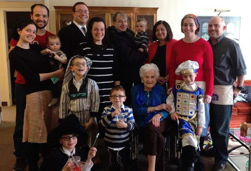 Margot Schlesinger med familj. | Facebook