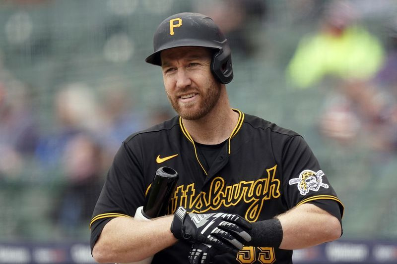O ex-jogador da liga principal Todd Frazier acrescentou o Olympian ao seu currículo.