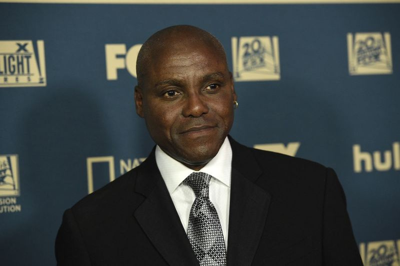 Carl Lewis llama a la actuación de relevos 4x100 olímpica masculina de EE. UU. Un 'espectáculo de payasos'
