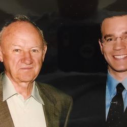 Larry Potash com o ator Gene Hackman em 2004. | Forneceu
