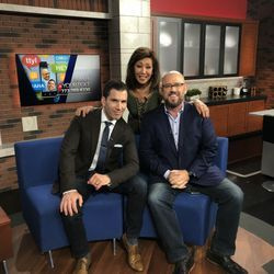 Linda Yu com Pat Tomasulo e Paul Konrad. | Brian Rich para o Sun-Times