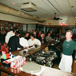 Le bar chez Tufano en 1998. | Archives de l