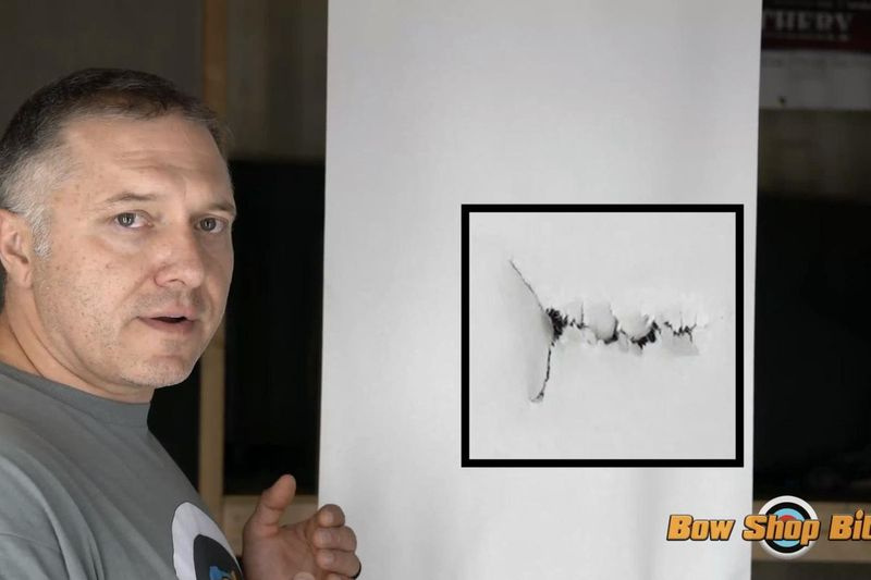 Corey Haas concibió la aplicación Bow Shop Bible para ayudar a los cazadores con arco. Previsto