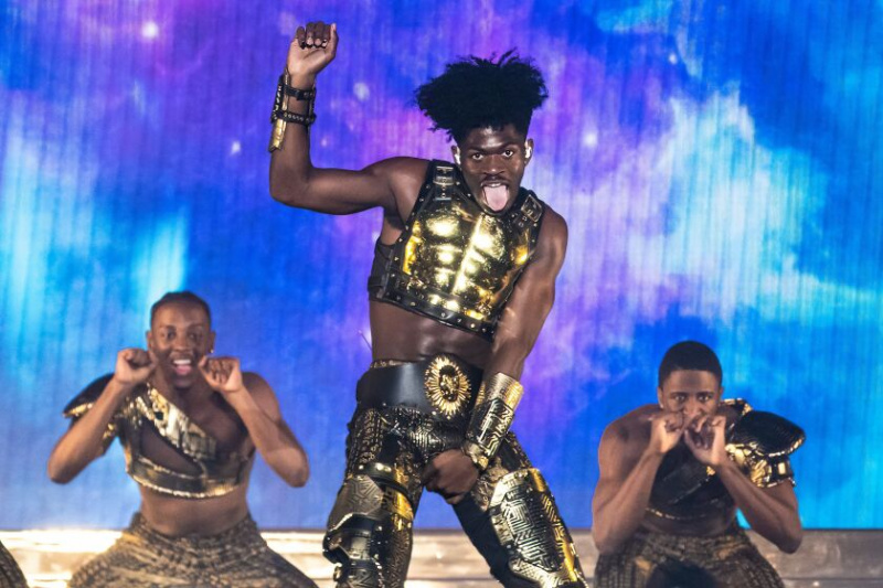   Lil Nas X występuje w sali balowej Byline Bank Aragon w Uptown, sobota, 10 września.