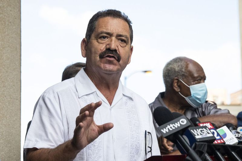 Reprezentantul american Jesus Chuy Garcia, dez. din Illinois, un rezident al lui Little Village, a declarat că împușcătura lui Adam Toledo evidențiază decenii de politici care perpetuează rasismul sistemic, sancționează brutalitatea poliției și ne eșuează tineretul.
