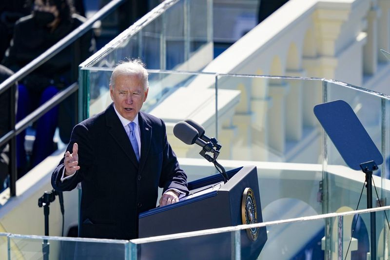 Joe Biden beëdigd als 46e president van de Verenigde Staten tijdens de inauguratieceremonie van het Capitool