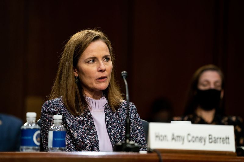 Senat organizira zaslišanje za potrditev Amy Coney Barrett za sodnico vrhovnega sodišča