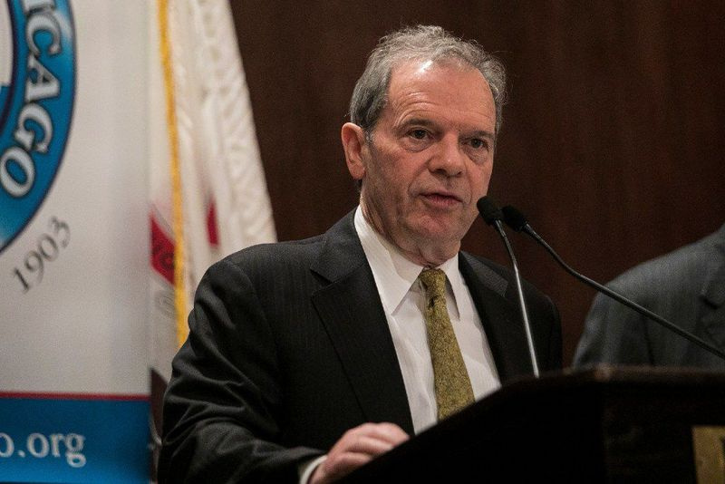 De voorzitter van de Senaat van Illinois, John Cullerton, D-Chicago, introduceerde de Illinois Jobs Now! rekening. Het passeerde de Algemene Vergadering met sterke tweeledige steun. | Ashlee Rezin / Sun-Times