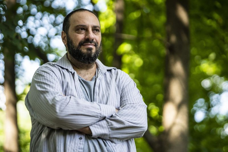 Hatem Abudayyeh, výkonný ředitel Arab American Action Network.
