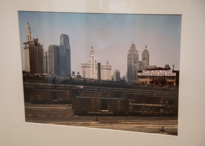   “Railroaders: Jack Delano’s Homefront Photography” vai até o final do ano no Pullman Exhibit Hall.