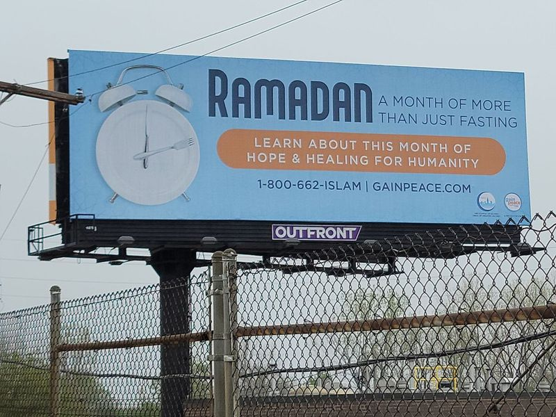 Billboard na I-294 v blízkosti medzinárodného letiska O