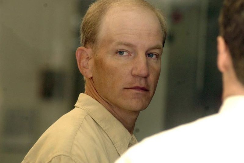 Daniel McCormack in 2007, toen hij op weg was naar een rechtszaal in Cook County om schuldig te pleiten in zijn kindermisbruikzaak.