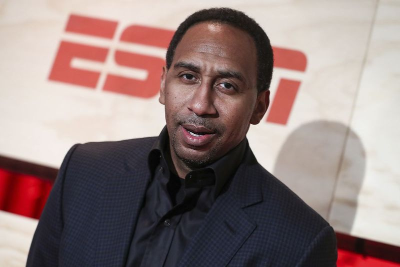 ESPNのパーソナリティであるスティーブンA.スミスは、大谷翔平についてのコメントについて謝罪しました。