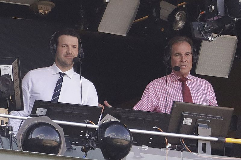 Jim Nantz (rechts) wird am Sonntag seinen sechsten Super Bowl und Tony Romo seinen zweiten für CBS nennen.