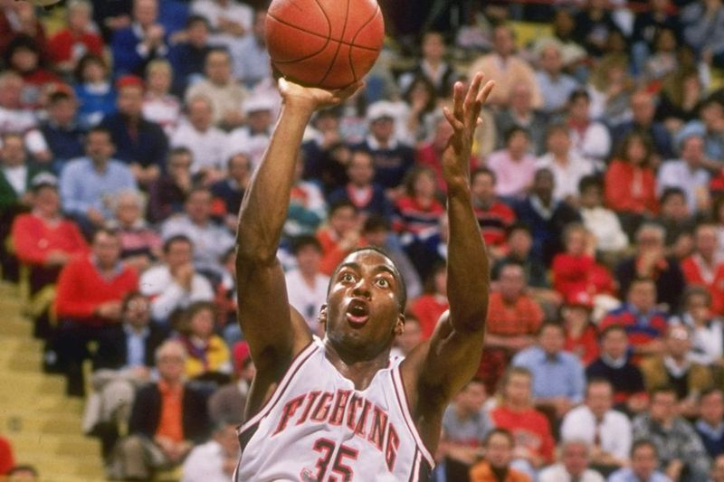 Hoeveel beter was universiteitsbasketbal in 1989? Flyin' Illini sluit zich aan bij ons schreeuwen tegen de wolk