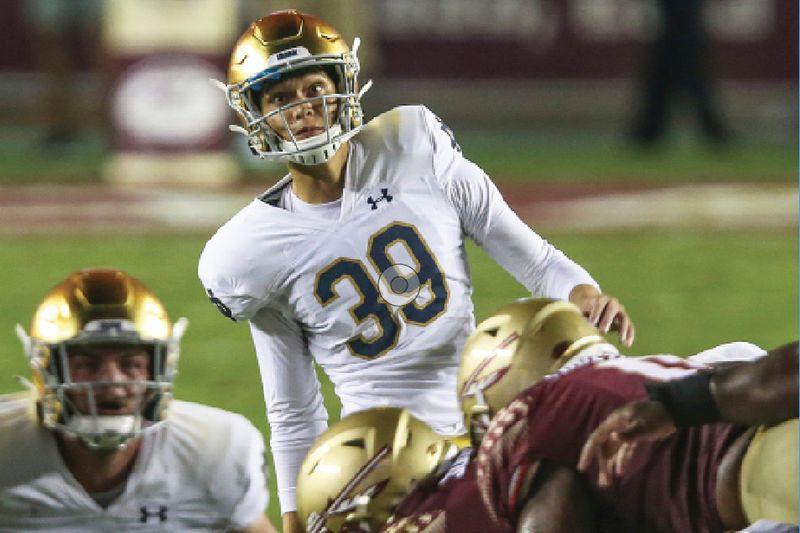 Jonathan Doerer, che ha lavorato per anni sul suo gioco mentale, ha trasformato la sua prima occasione in un calcio vincente con Notre Dame in apertura.