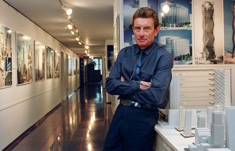 Architekt Helmut Jahn v roce 2000.