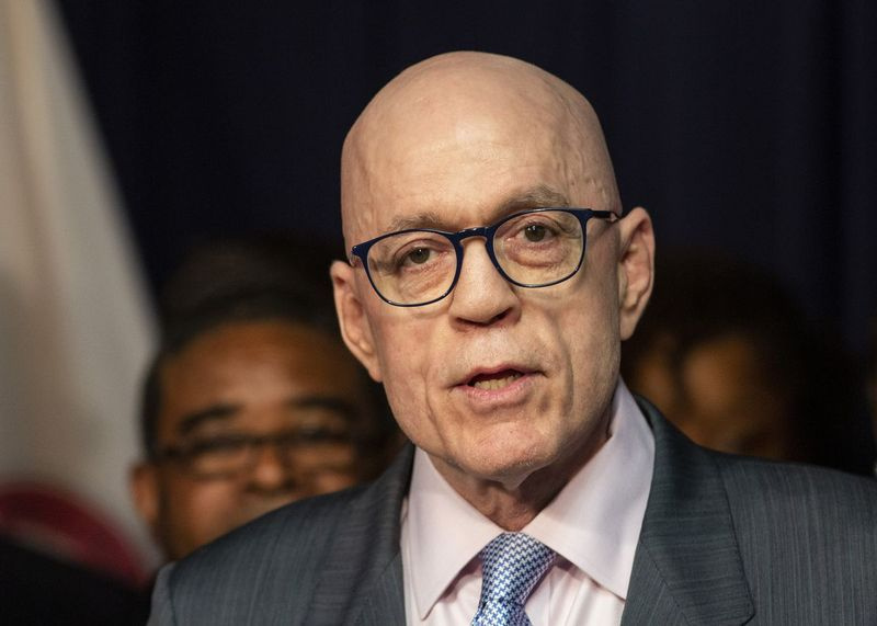 Le chef de la majorité à la Chambre Greg Harris, D-Chicago, en 2019.