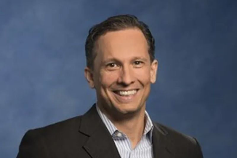 Jake Cefolia, vice-président senior des ventes mondiales de United Airlines