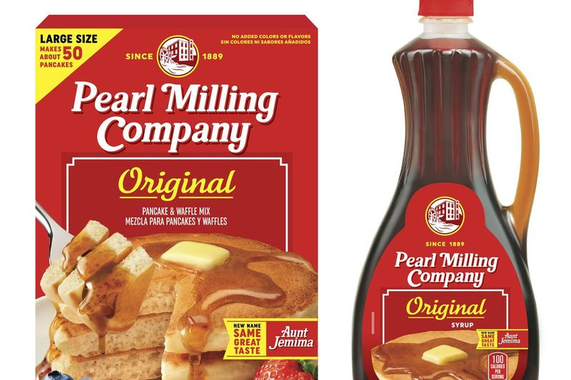 La mezcla para panqueques y el jarabe de la marca Pearl Milling Company de Quaker Oats reemplazarán a la marca Aunt Jemima. Los productos Aunt Jemima se seguirán vendiendo hasta junio, cuando el envase cambiará oficialmente.