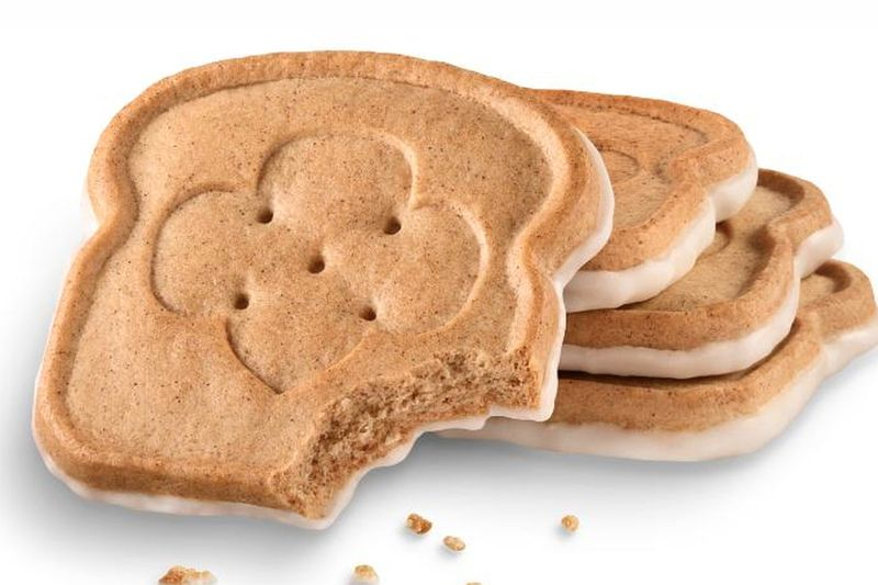 En fransk toast-inspirert kake dyppet i deilig glasur og full av smak i hver bit kalt Toast-Yay! vil være tilgjengelig i utvalgte områder neste år.