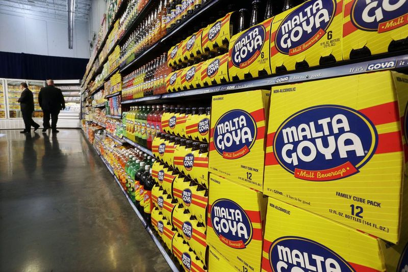 Goya, företaget som tillverkar produkter som används i många latinamerikanska kök, men vars efterföljare sträcker sig långt utanför det sortimentet, får en del motreaktioner efter att dess vd hyllade president Donald Trump vid ett event i Vita huset.