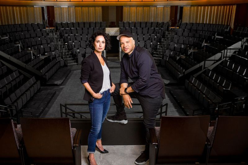 Audrey Francis et Glenn Davis, les codirecteurs artistiques nouvellement nommés du Steppenwolf Theatre.
