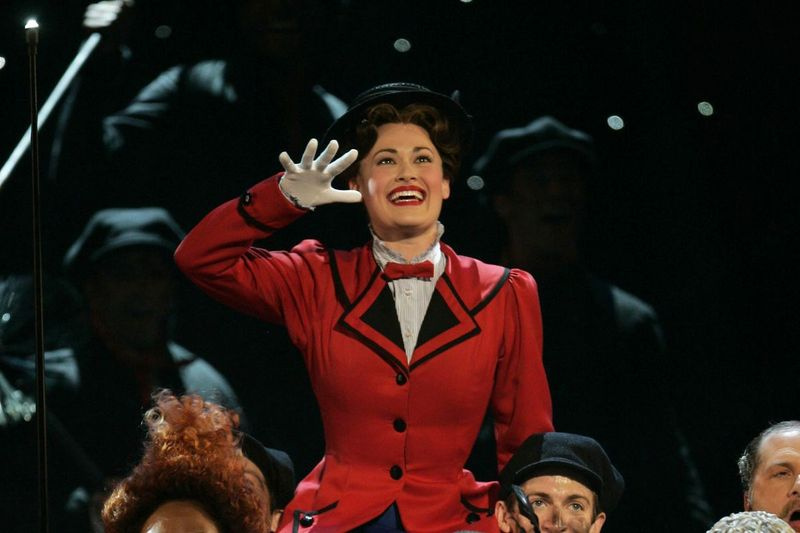 Rebecca Luker juhib 2007. aastal New Yorgis 61. Tony Awardsi jagamisel Mary Poppinsi lugusid. Kolmapäeval suri 59-aastane Luker, kolmekordne Tonyle kandideerinud näitleja, kes mängis peaosa mõnes viimase kolme aastakümne suurimas Broadway hitis. ,