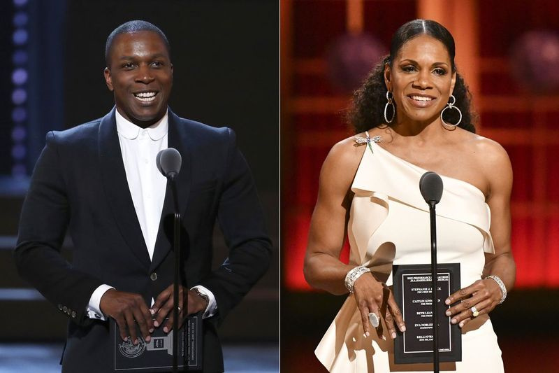 Leslie Odom Jr. (kiri) menyampaikan anugerah di Anugerah Tony di New York pada 10 Jun 2018; dan Audra McDonald menyampaikan anugerah di Anugerah Tony di New York pada 9 Jun 2019. Kedua-dua pelakon itu akan menjadi hos acara majlis tahun ini pada 26 September.