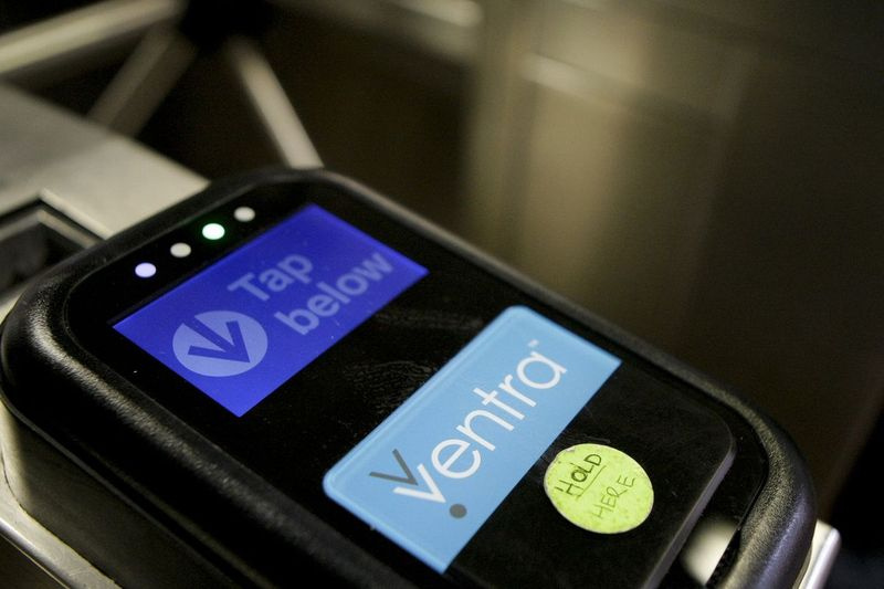 Chicago Transit Authority en Pace-rijders met compatibele Apple-apparaten kunnen nu het aanraken van lezers of automaten vermijden door de digitale Ventra-kaart te gebruiken.