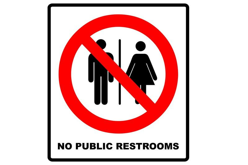 コロナウイルスへの恐怖は、公道での生活の最も重要な便利さの1つである公衆トイレを、1つの長く信頼できる情報源であるファーストフード店で手に入れることを困難にしました。